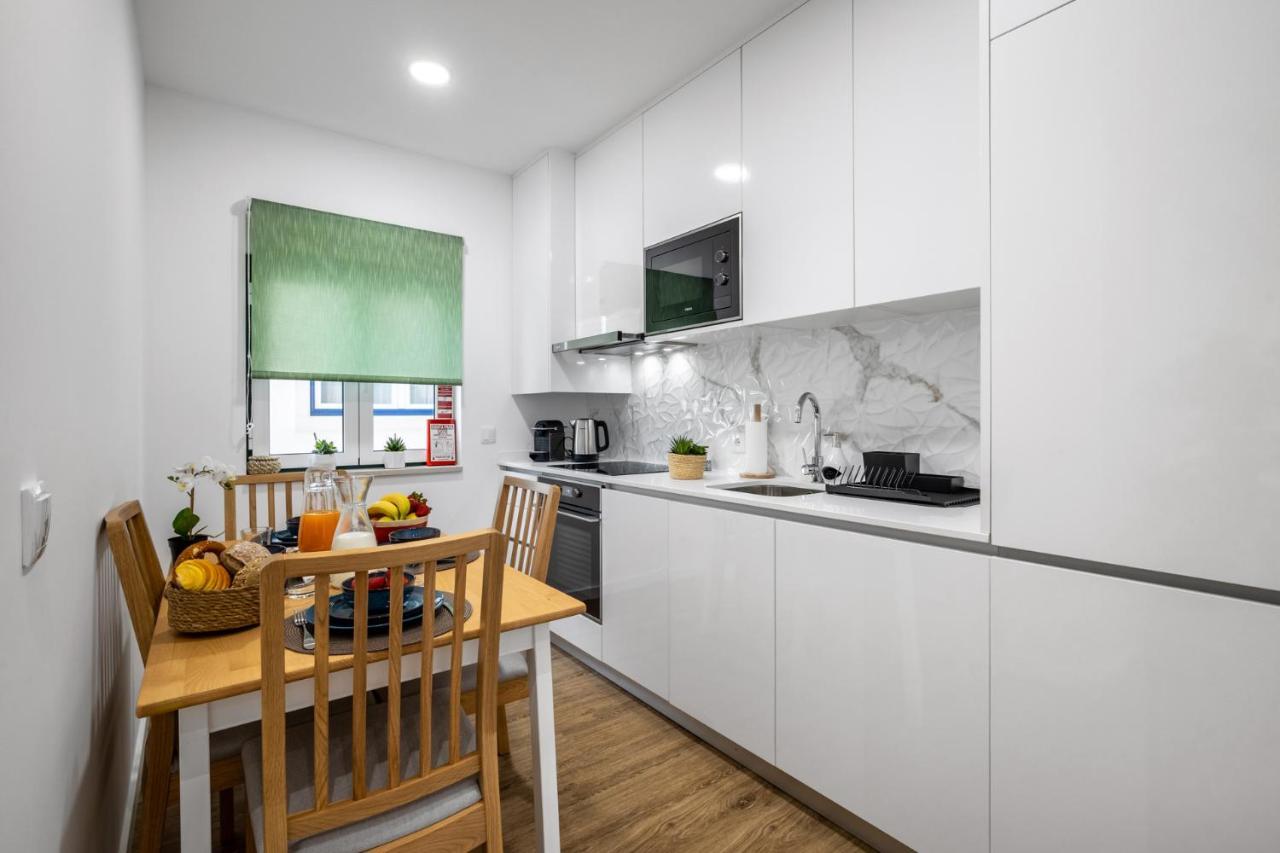 Ferienwohnung Suenos Del Mar Nazaré Exterior foto